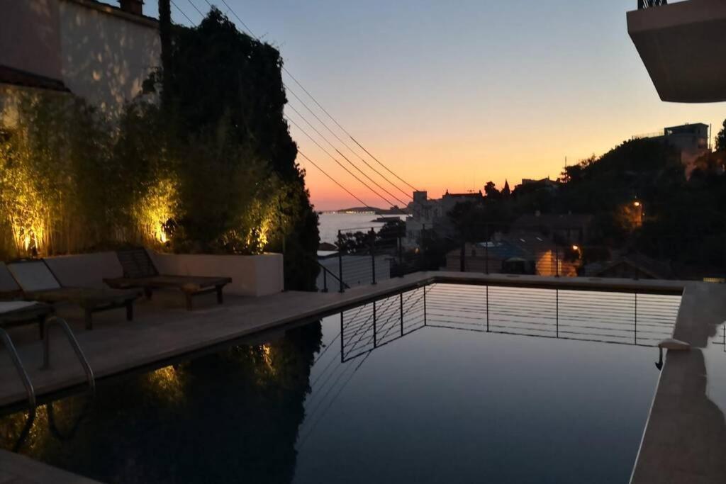 Suite Sur La Mer Marseille Corniche ภายนอก รูปภาพ